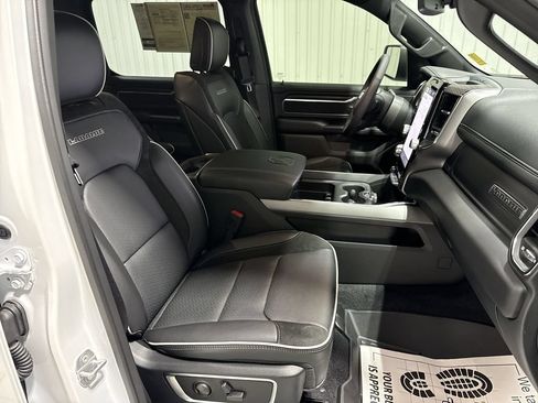 Used 2026 RAM 1500 Laramie AWD/4WD image 29