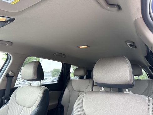 Used 2023 Hyundai Santa Fe SEL AWD/4WD image 17