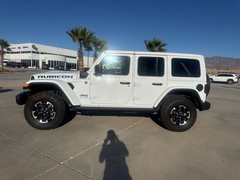 Used 2024 Jeep Wrangler Unlimited Rubicon 4xe image 2
