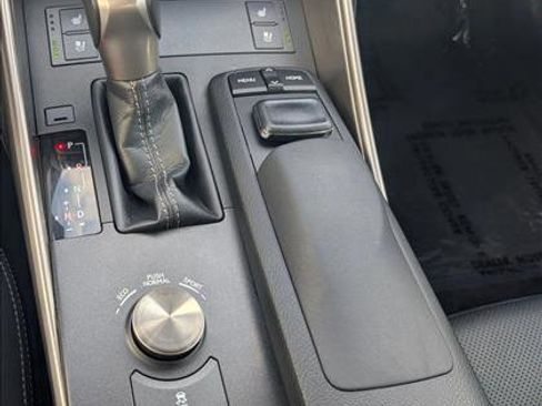 Used 2015 Lexus IS 250 w/ Navigation System Package RWD image 11