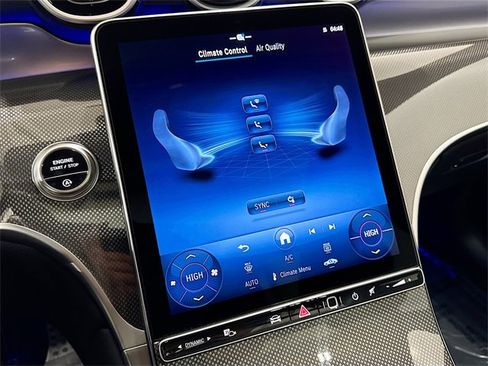 Used 2025 Mercedes-Benz GLC 300 4MATIC image 15