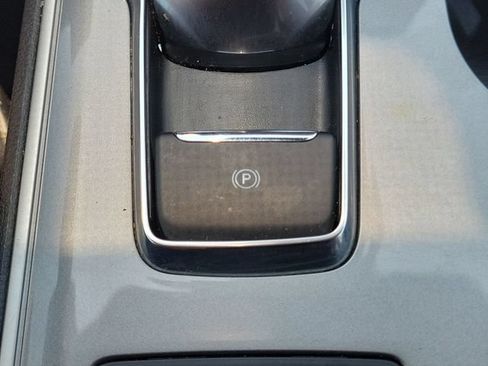 Used 2024 Ford Edge SEL w/ Convenience Package AWD/4WD image 37