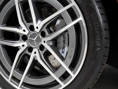 Used 2022 Mercedes-Benz E 53 AMG 4MATIC Sedan w/ Driver Assistance Package image 18