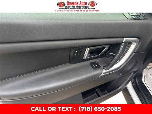 Used 2017 Land Rover Discovery Sport HSE image 23