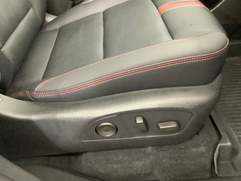 Used 2024 Chevrolet Traverse RS w/ LPO, Floor Liner Package AWD/4WD image 29