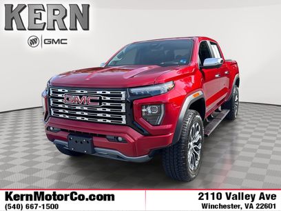 Used 2025 GMC Canyon Denali
