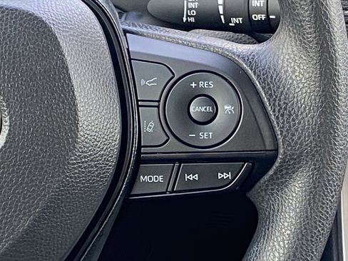 Certified 2025 Toyota RAV4 XLE image 18