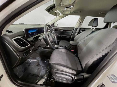 Used 2024 Kia Seltos X-Line AWD/4WD image 22