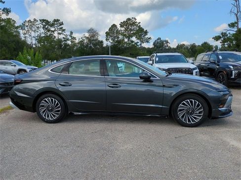 New 2025 Hyundai Sonata SEL image 4