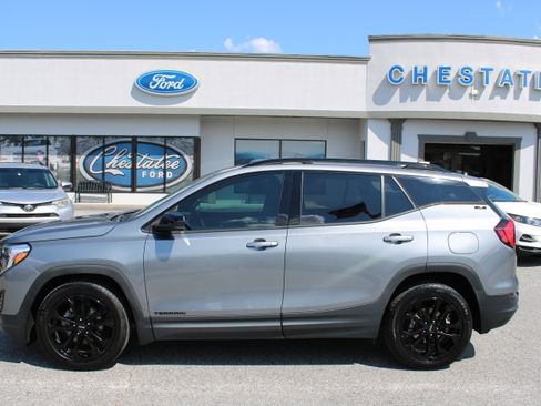 Used 2021 GMC Terrain SLE w/ Elevation Edition FWD image 1