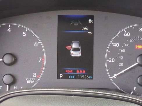 Used 2025 Toyota Corolla LE image 17