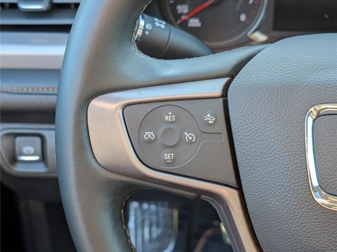 Used 2023 GMC Acadia AT4 image 25