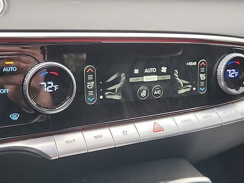 Used 2025 Genesis GV70 3.5T Sport w/ Sport Prestige Package image 19