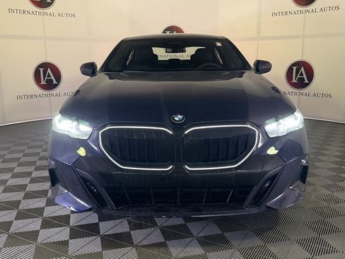 New 2026 BMW 530i xDrive w/ M Sport Package image 2