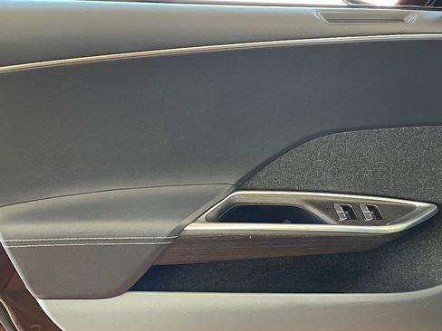 Used 2024 Lucid Air Touring image 15