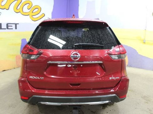 Used 2019 Nissan Rogue SV AWD/4WD image 7
