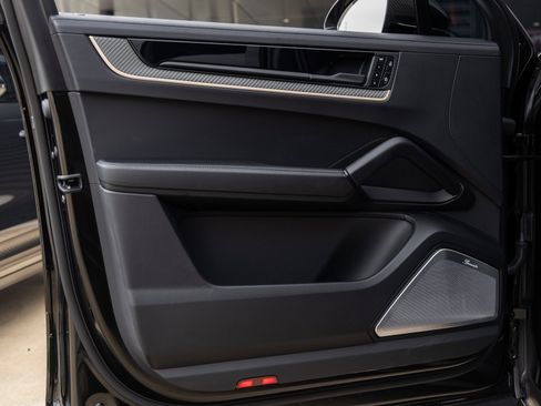 Certified 2024 Porsche Cayenne Turbo GT image 27