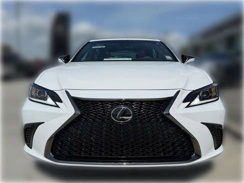 Used 2023 Lexus ES 350 F Sport w/ Accessory Package (Z2) FWD image 2