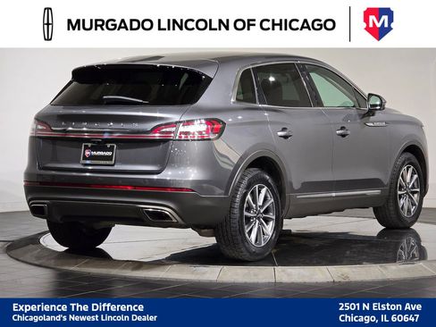 Used 2021 Lincoln Nautilus AWD image 4