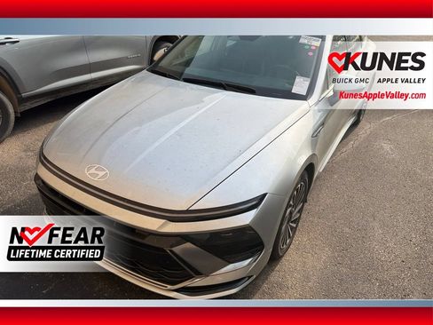 Used 2025 Hyundai Sonata SEL FWD image 1