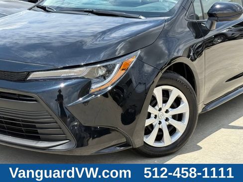 Used 2026 Toyota Corolla LE FWD image 3