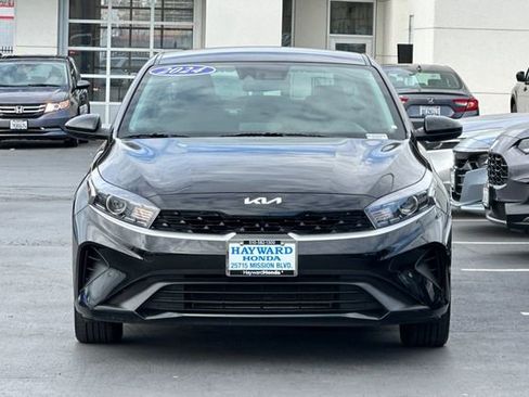 Used 2024 Kia Forte LXS image 8