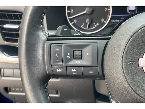 Used 2023 Nissan Rogue SL w/ SL Premium Package FWD image 35
