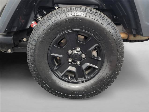Used 2023 Jeep Gladiator Mojave w/ Trailer Tow Package AWD/4WD image 12