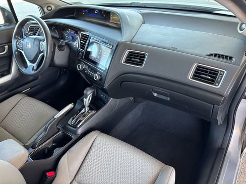 Used 2015 Honda Civic EX image 10