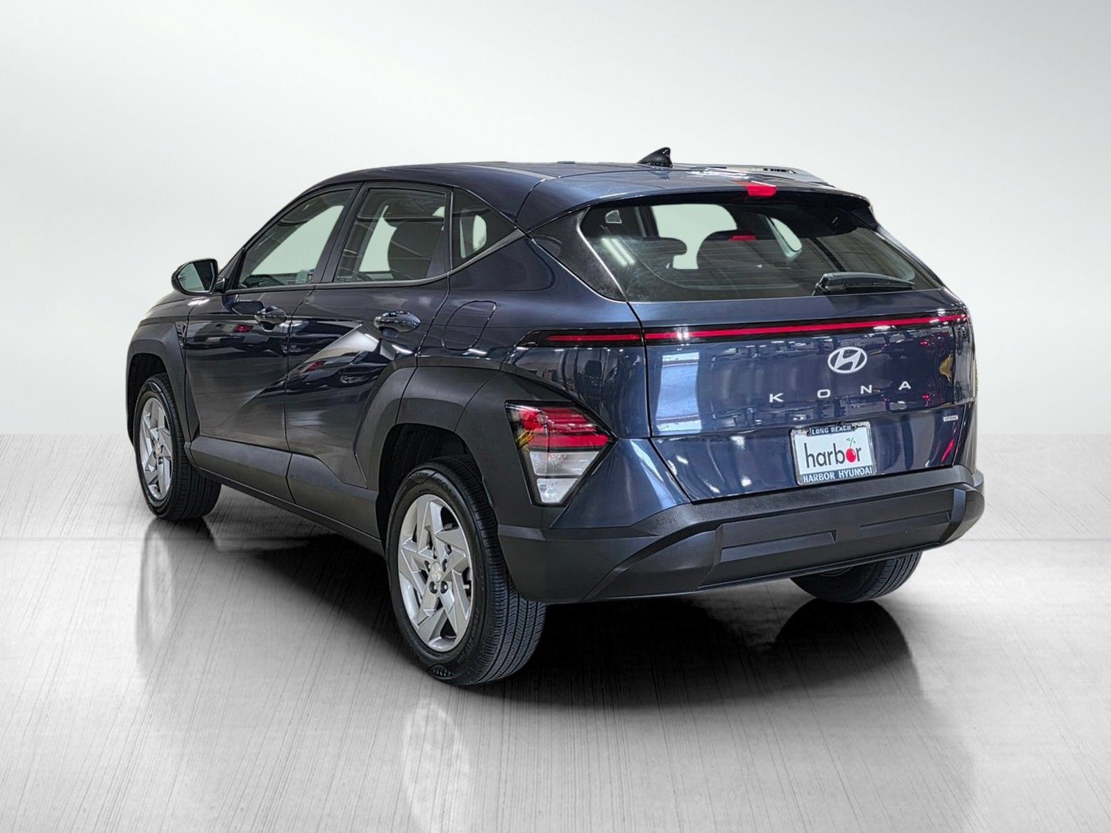 Used 2024 Hyundai Kona SE AWD/4WD image 5