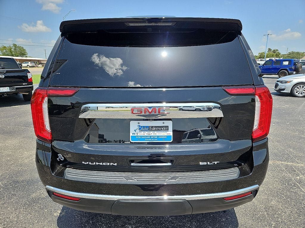 Used 2022 GMC Yukon SLT w/ SLT Luxury Package AWD/4WD image 6