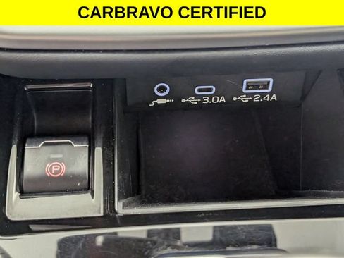 Used 2025 Subaru Outback Premium AWD/4WD image 21
