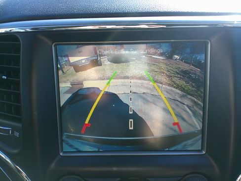 Used 2017 Jeep Grand Cherokee Summit w/ Platinum Series Group image 26