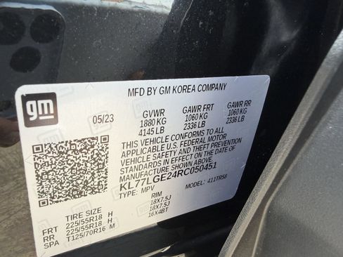 Used 2024 Chevrolet Trax RS w/ Sunroof Package FWD image 28