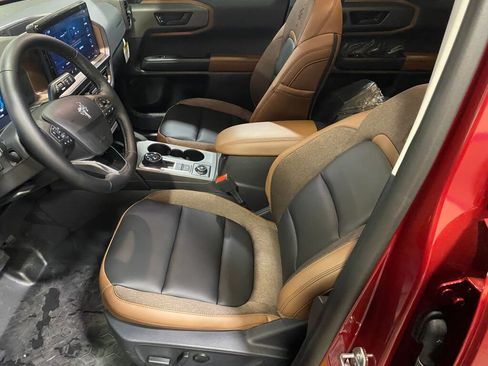 New 2025 Ford Bronco Sport Outer Banks w/ Sasquatch Outer Banks Package image 9