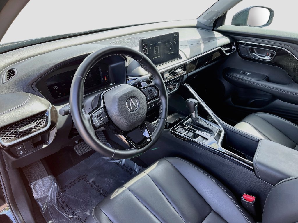 Used 2025 Acura ADX FWD image 9