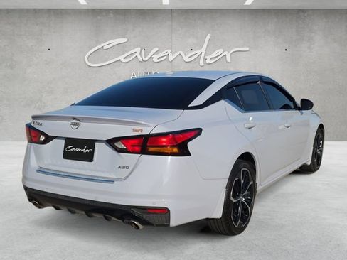 Used 2023 Nissan Altima 2.5 SR AWD/4WD image 16