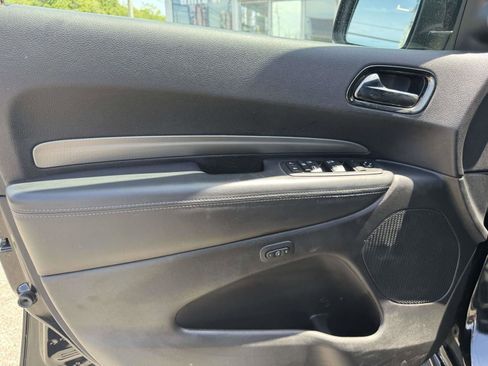 Used 2020 Dodge Durango R/T w/ Blacktop Package AWD/4WD image 17