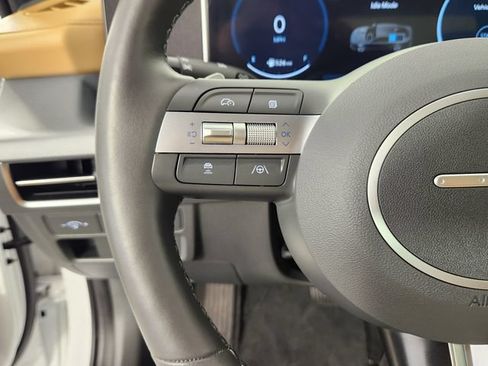 Certified 2025 Hyundai Sonata Limited FWD image 23