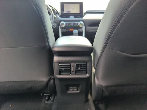 Used 2025 Toyota RAV4 XLE AWD/4WD image 33