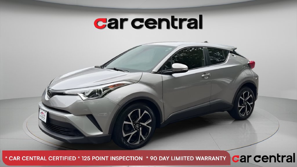 Used 2019 Toyota C-HR XLE FWD image 1