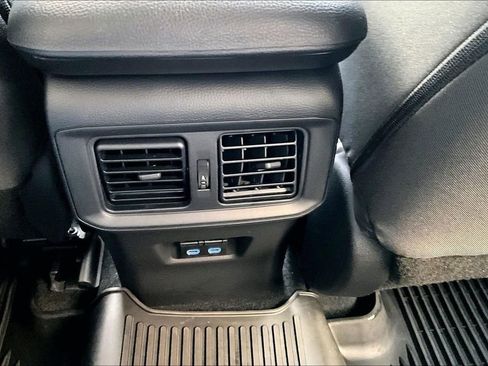 Certified 2022 Toyota RAV4 XLE w/ Convenience Package image 9