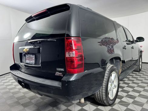 Used 2007 Chevrolet Suburban LTZ w/ LTZ Preferred Equipment Group AWD/4WD image 30