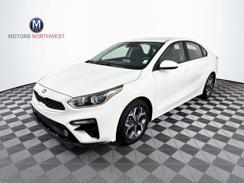 Used 2019 Kia Forte LXS FWD image 1