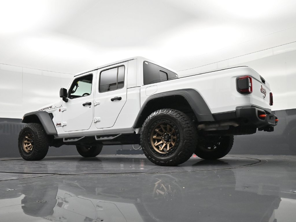 Used 2022 Jeep Gladiator Mojave w/ LED Lighting Group AWD/4WD image 18