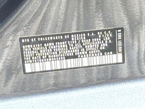 Used 2025 Volkswagen Jetta SE FWD image 30