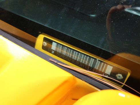 Used 2003 HUMMER H2 Base 4dr 4WD SUV w/ Preferred Equipment Group image 88