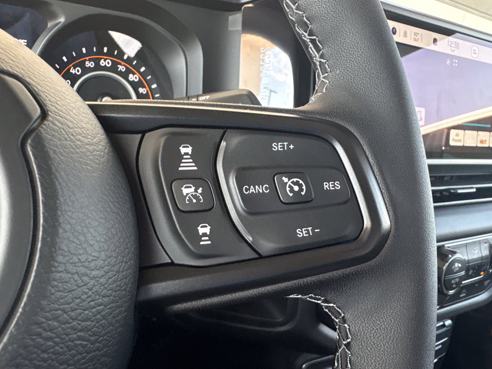 New 2026 Jeep Gladiator Sport AWD/4WD image 27