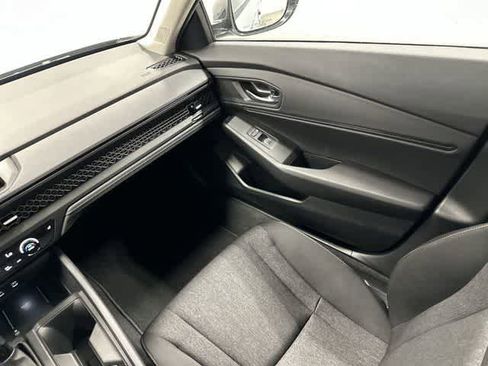 Used 2026 Honda Accord SE image 13