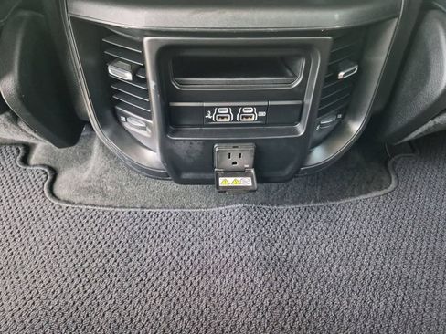 Used 2020 RAM 1500 Laramie AWD/4WD image 38